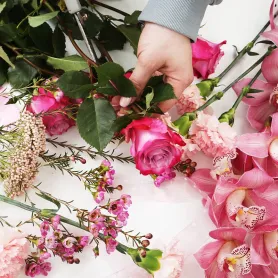 Pink florist surprise Title «CityFlowers» in Belgium»